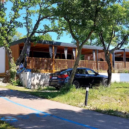 Mobil Home Selce Exterior photo